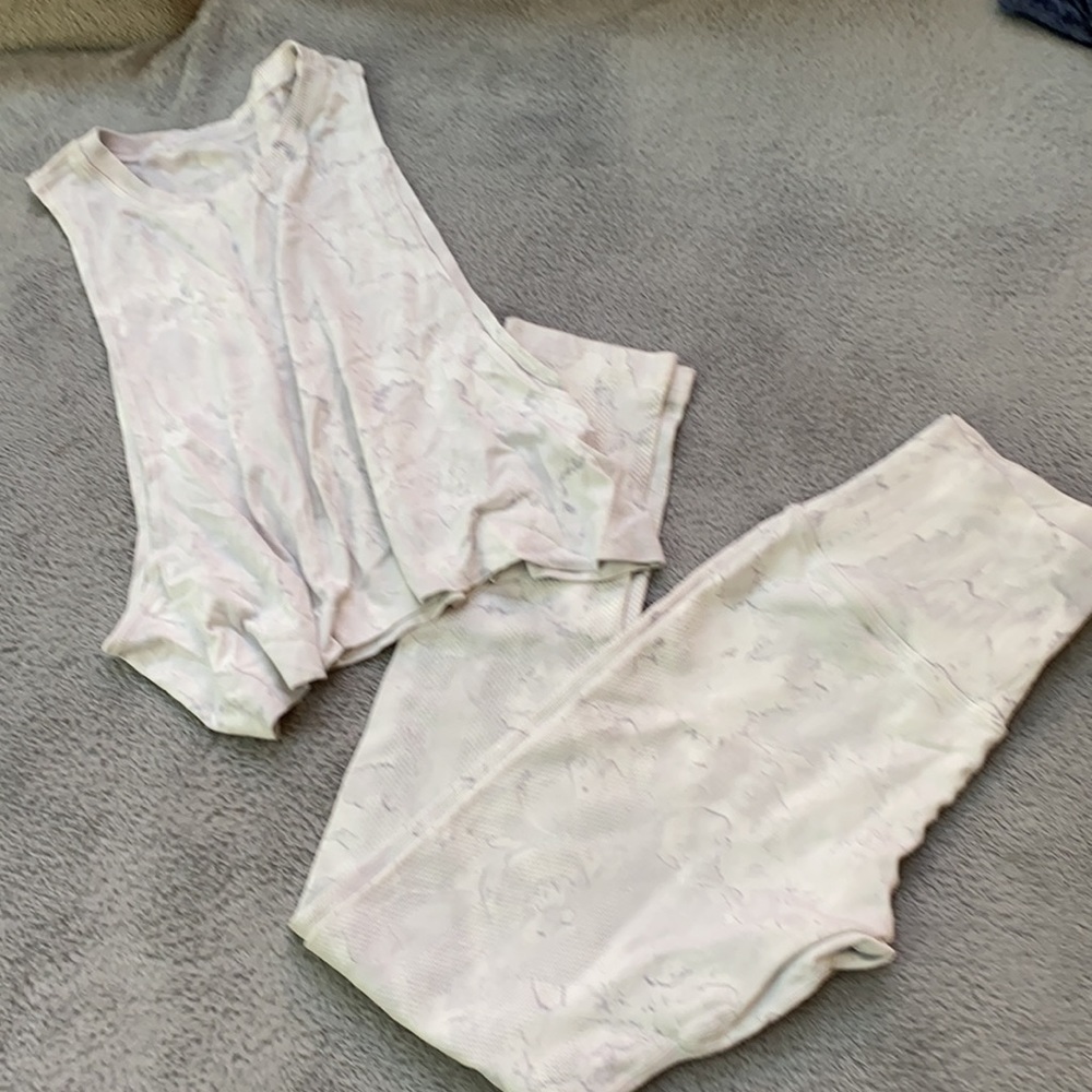 Go to tank splash breezy series legging set